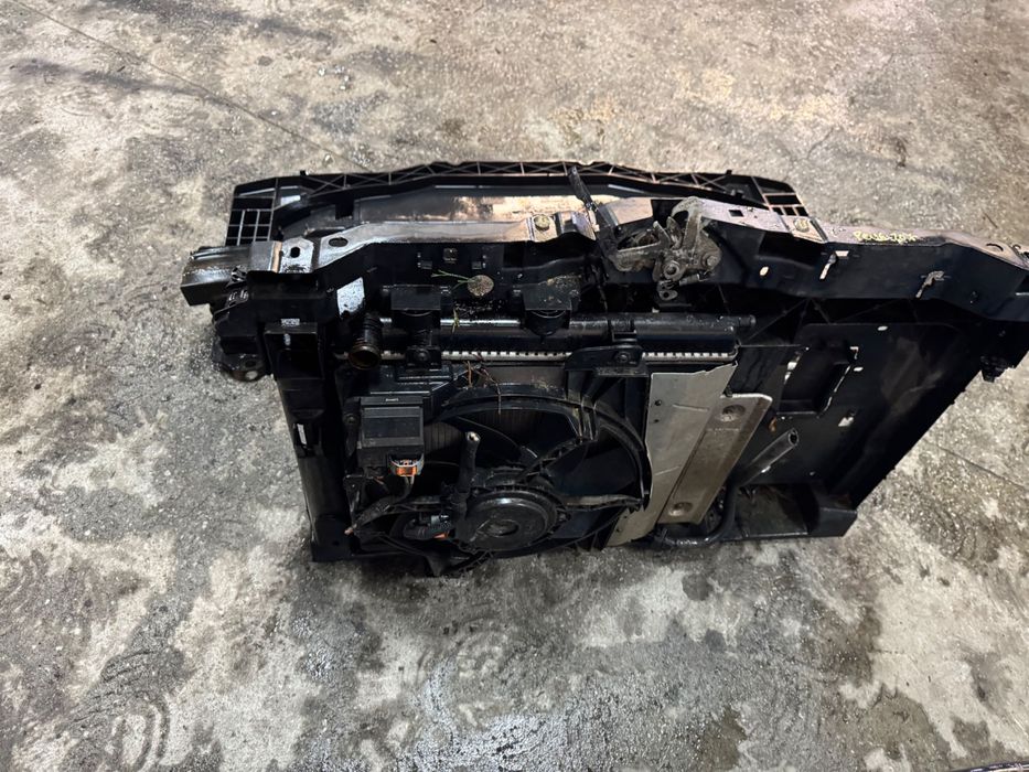 Frente completa Peugeot 207 Ano 2009