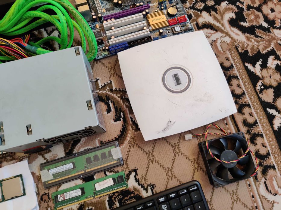 Комплектуючі для ПК HDD блок живлення материнка відеокарта GPU CPU