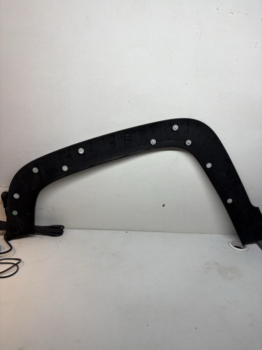 Накладка арка переднего правого крыла Jeep Renegade оригинал