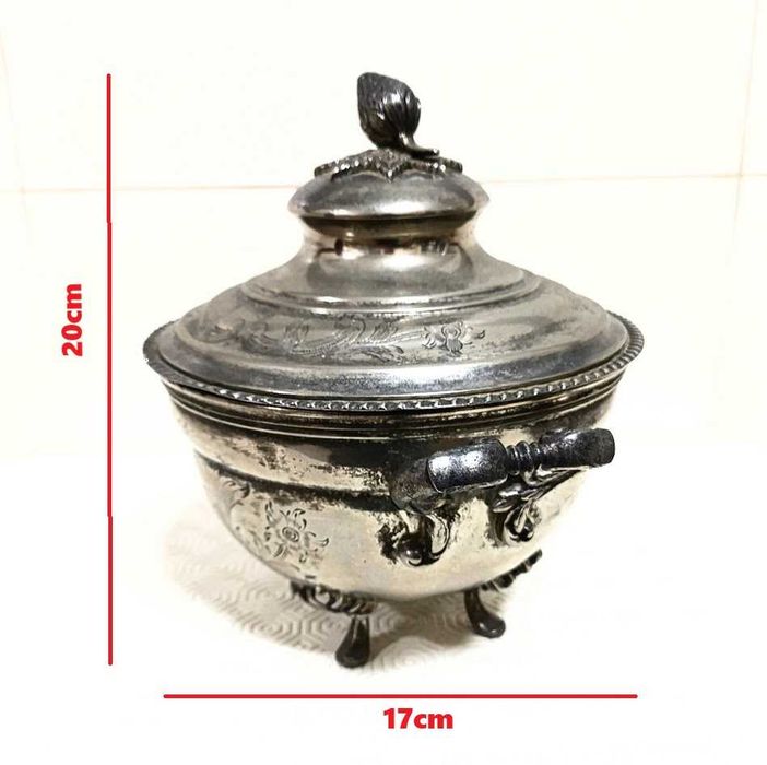 Taça antiga em casquinha de prata