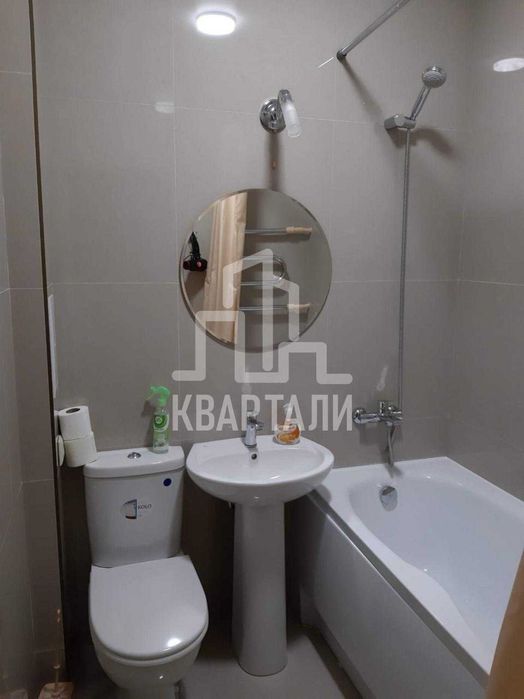 Продаж Центр  вул. Мала Житомирська 18 Майдан Незалежності 3х