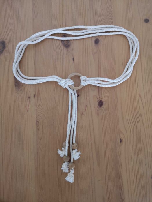 Cinto de atar ajustável