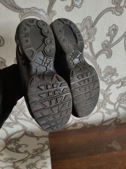 Nike tn 35.5 оригінал  для хлопчика