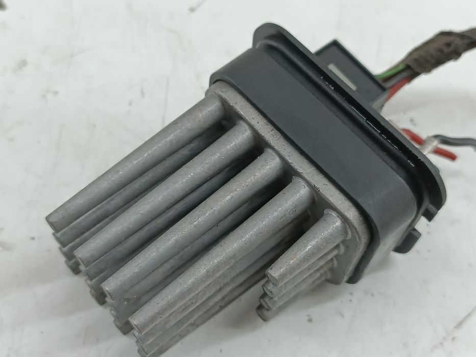 Resistencia Climatizaçao / Sofagem - OPEL ASTRA H GTC (A04) | 05 - 10
