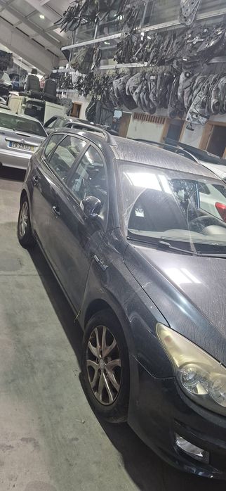 Hyundai i30 2010 1.4 16v para peças 
Ref:g4fa para peças