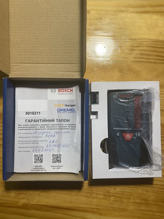 Лазерний рівень Bosch GLL 12-22G + приймач LR6 + тринога