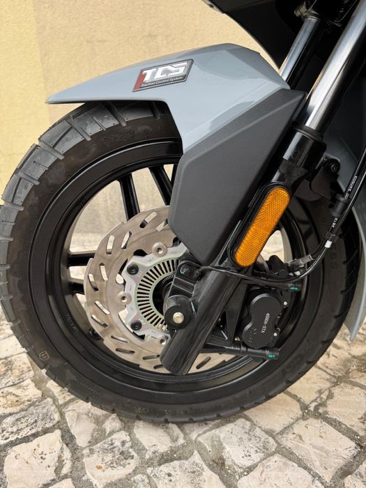 Sym 300 Adx NOVA