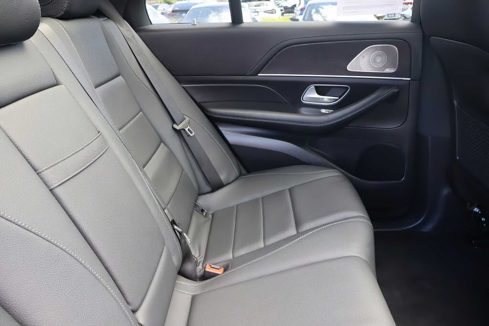 Mercedes-Benz GLE 450e 4MATIC      2025