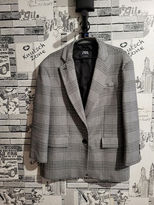 Оверсайз піджак в клітинку з розрізами Zara
