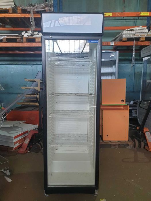 Холодильный шкаф бу. Шкаф UBC Icesrteam. Витрина торговая бу.