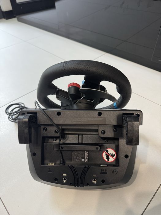Kierownica Logitech G29 + pedały | PS4/PS5/PC | komplet + zasilacz