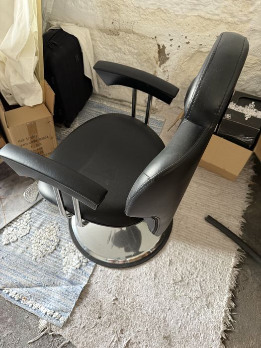 Vendo cadeira de cabeleireiro