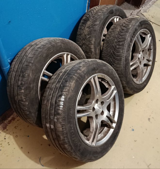 Продам 16 диски с резиной