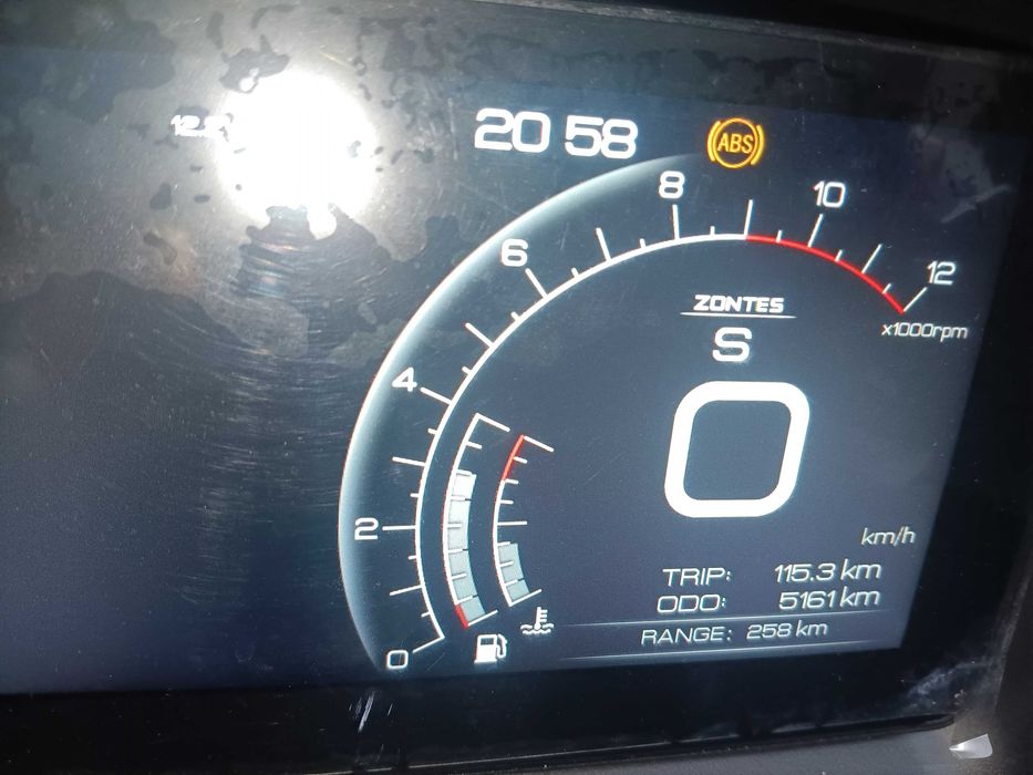 Zontes 310M como nova garagem