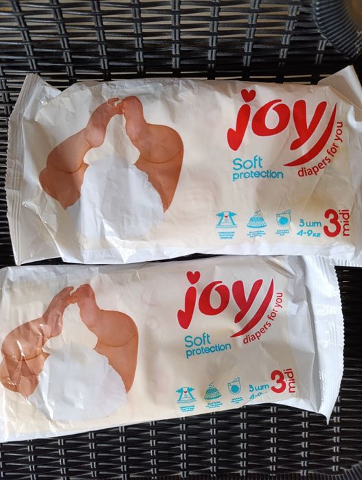 2 упаковки підгузок. Віддам
