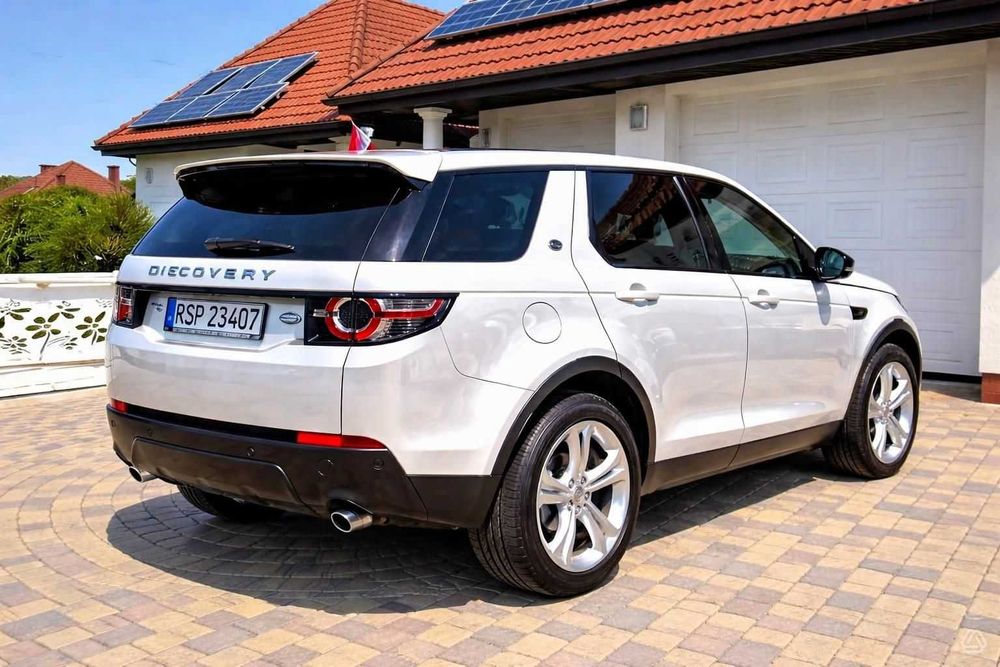 Sprzedam  Land Rover Discovery Sport b/d stanie z Polskiego salonu. Auto bezwypadkowe. Spalanie 6,5l/100 km