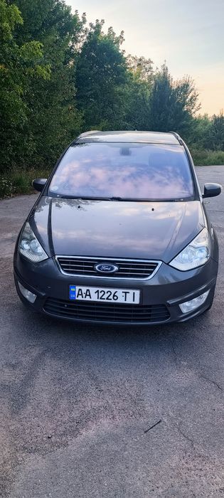 ford galaxi 2013   7місць