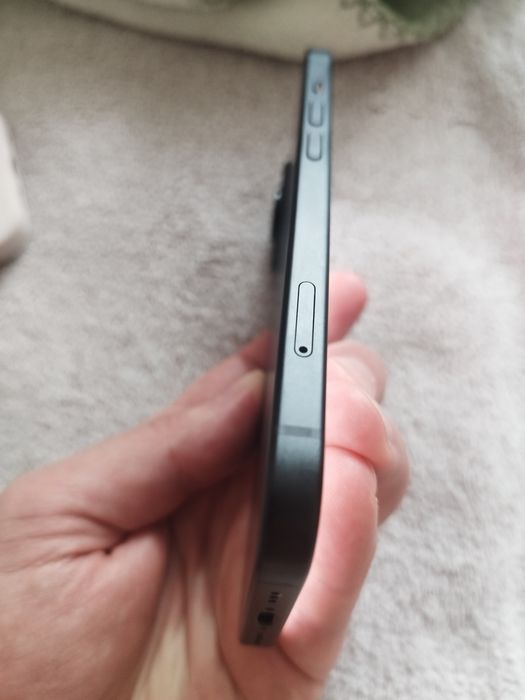 Продам iPhone 15 iCloud Заблокирован