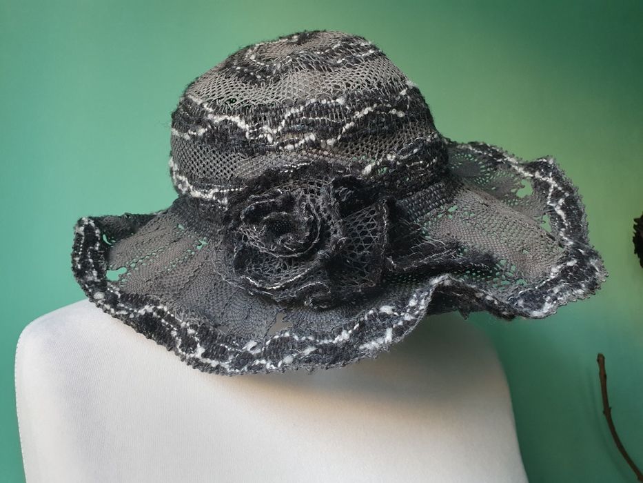 Kapelusz vintage handmade z szerokim rondem i kwiatem real vintage 50s