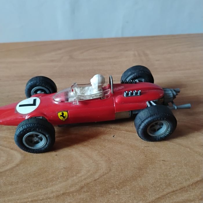 Ferrari samochodzik