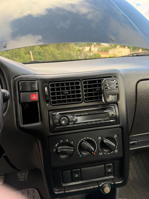 VW Polo 1.0 Gasolina 1995