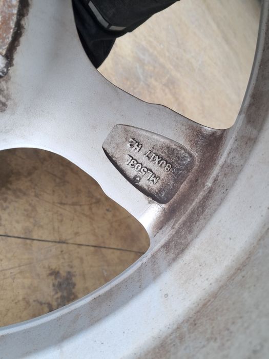 Sprzedam felgi aluminiowe do Mercedesa