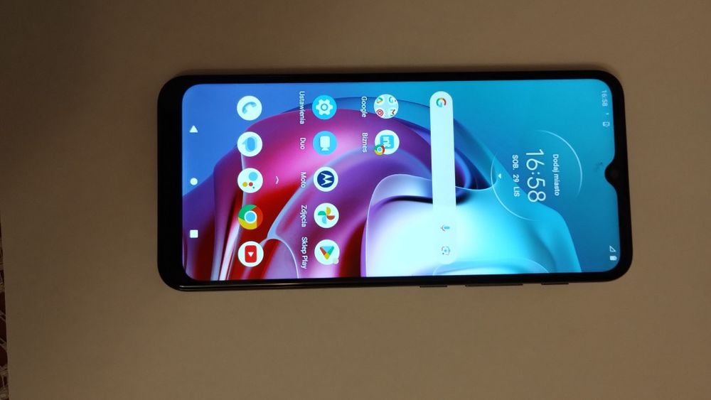 Sprzedam smartfon Motorola G30