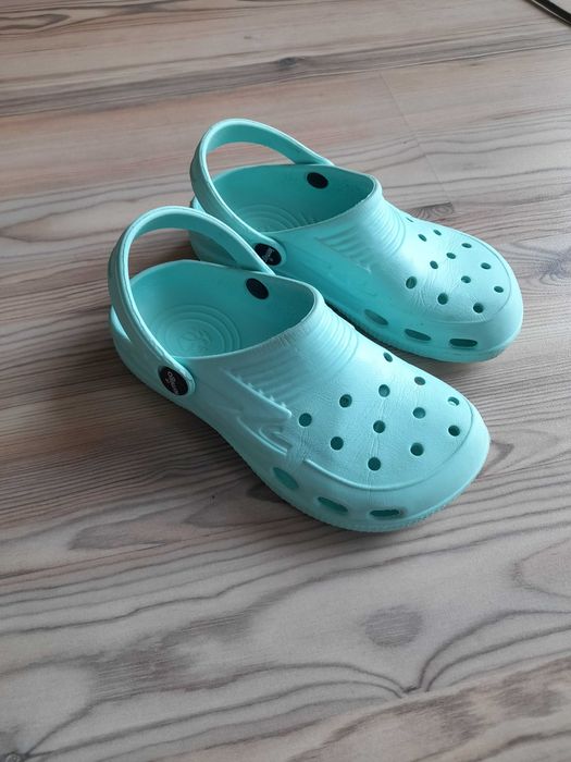 klapki chodaki crocsy plażowe - rozmiar 32 - polskiej produkcji