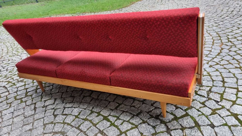 Sofa Mid Century design Czechosłowacja lata 60 rozkładana