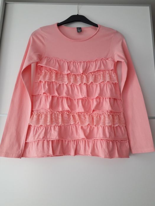 Camisola rosa velho com folhos