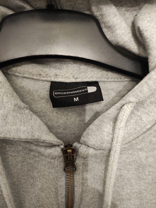 Szara bluza krótsza szara