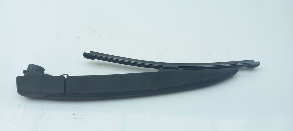 Haste / braço de escova limpa vidros trás RENAULT Clio IV (BH_)