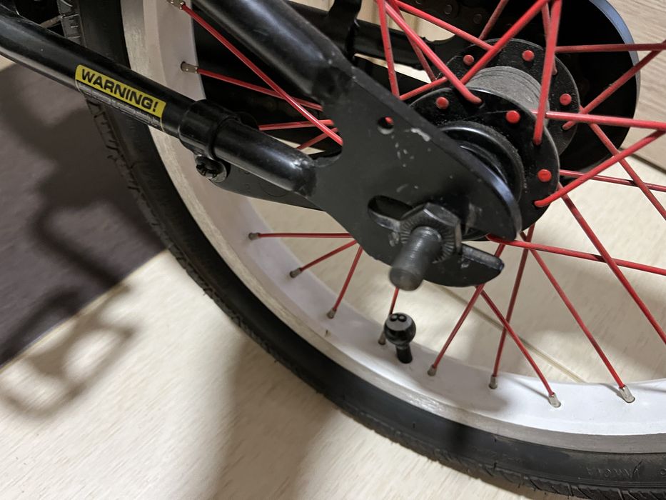 Electra Straight 8 16 inch Junior Cruiser Bike