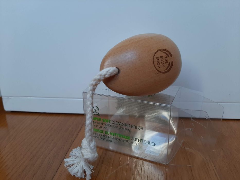 Escova suave para rosto The Body Shop