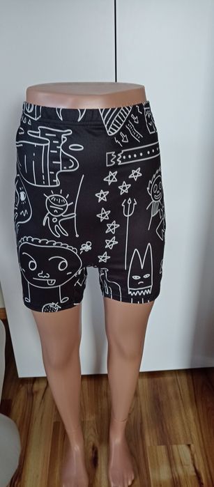 Leginsy czarne krótkie  damskie w białe wzory rozm XL