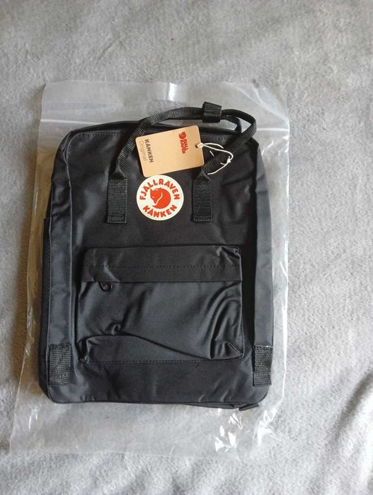 Plecak CZARNY Fjallraven Kanken - 16 Litrowy