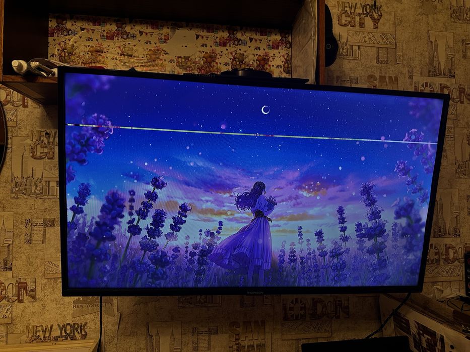 Телевізор Thomson 43 з дефектом