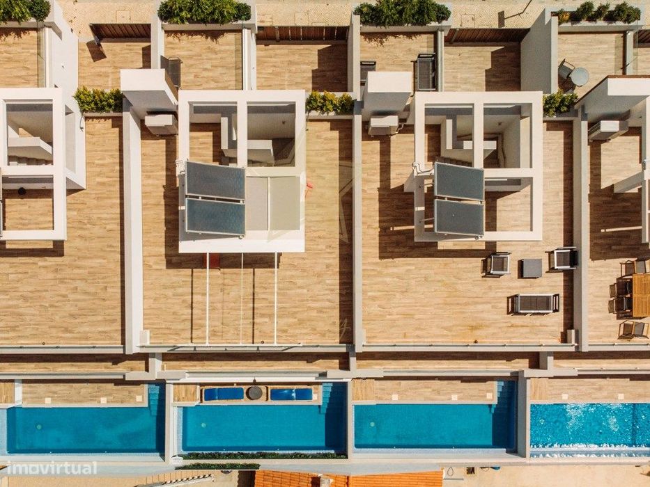 Moradia com 3 quartos com Piscina Privativa e Vista Mar