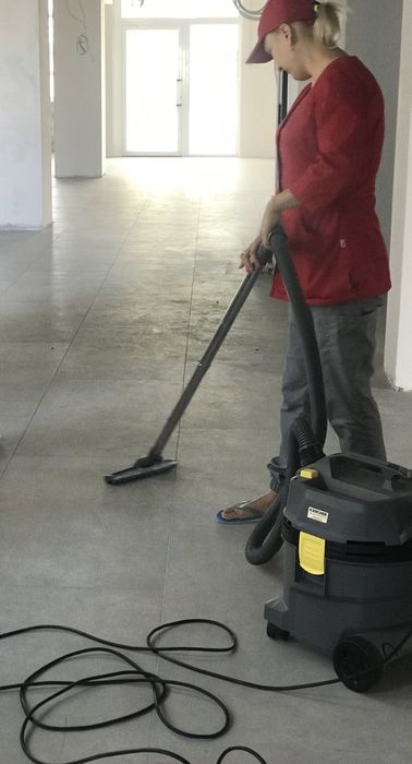 Професійне прибирання будинків, квартир, офісів, магазинів, кафе.