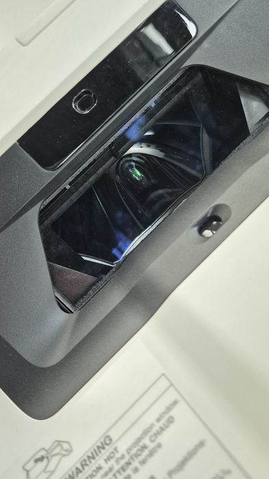 Epson EB-725W – projektor laserowy krótkoogniskowy. Bardzo dobry stan