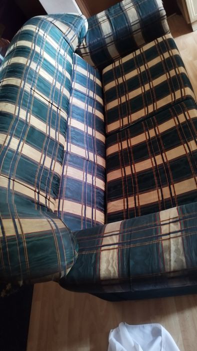 Sofá cama estampado verde bege