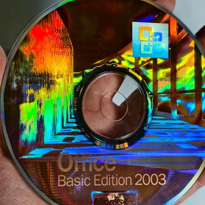 microsoft office basic eddition 2003 - sama płyta