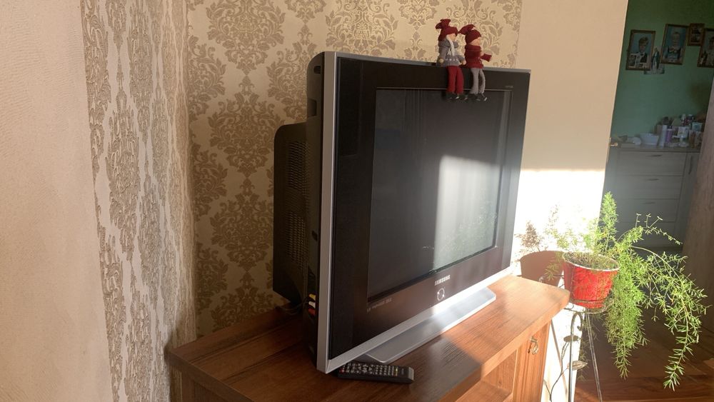 Телевізор Samsung CS-29CSZ45HSQ з плоским екраном 29"