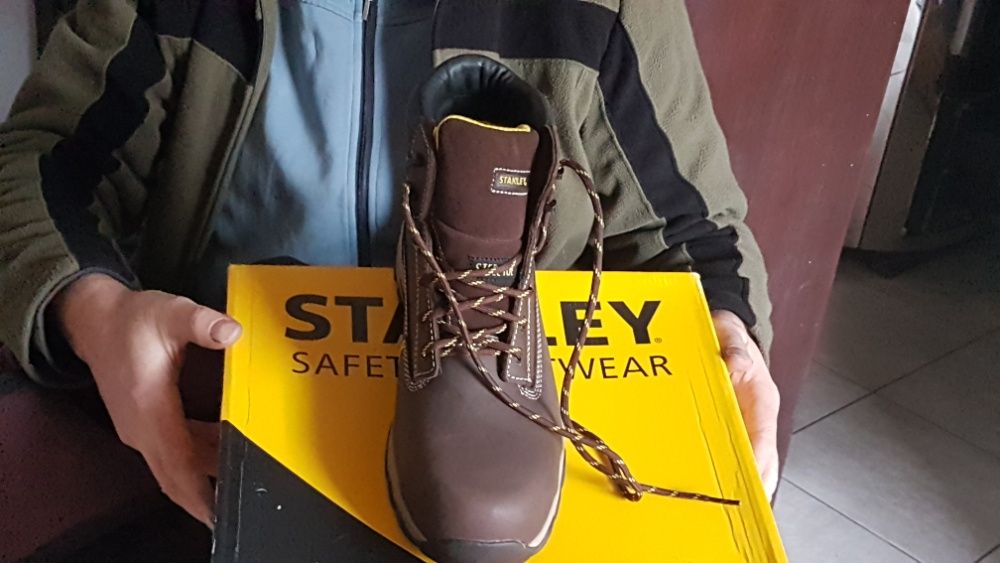 sprzedam buty stanley