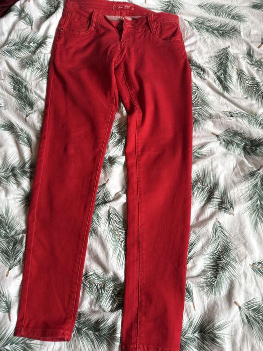 Spodnie czerwone