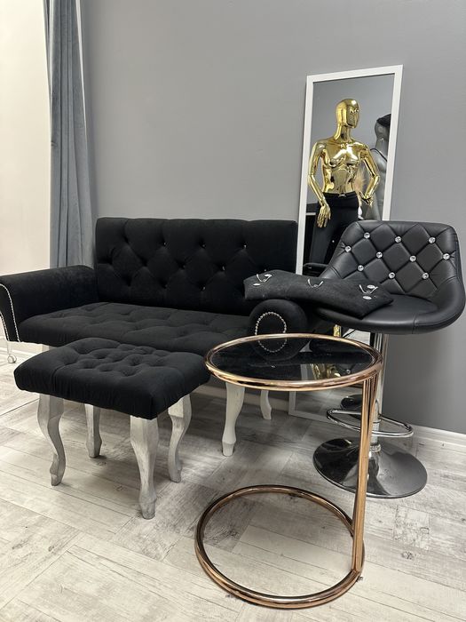 Wyposazenie do butiku do sklepu