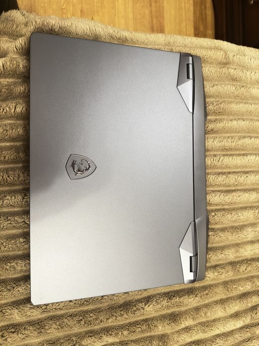 Приміальний ноутбук MSI GE66 Raider 12UHS 32/1tb