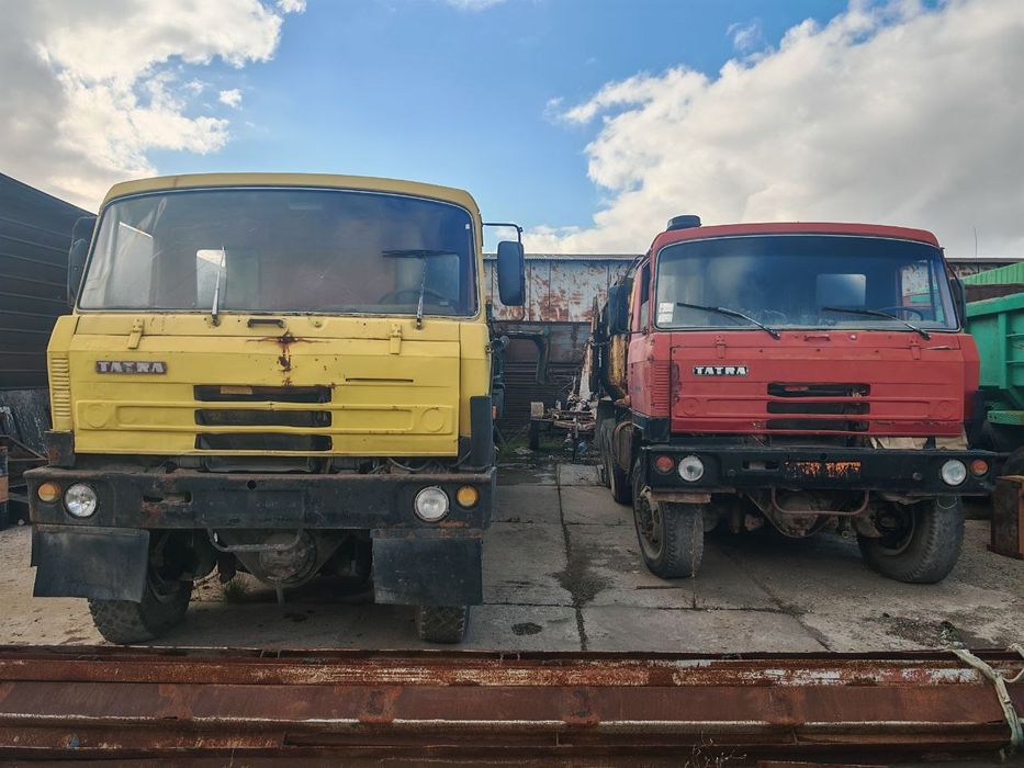 Самоскид Tatra 815 на ходу, є також запчастини до Tatra 815