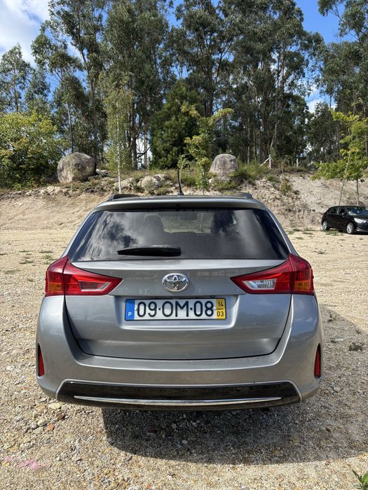 Toyota Auris Touring 2014 1.4 D4D