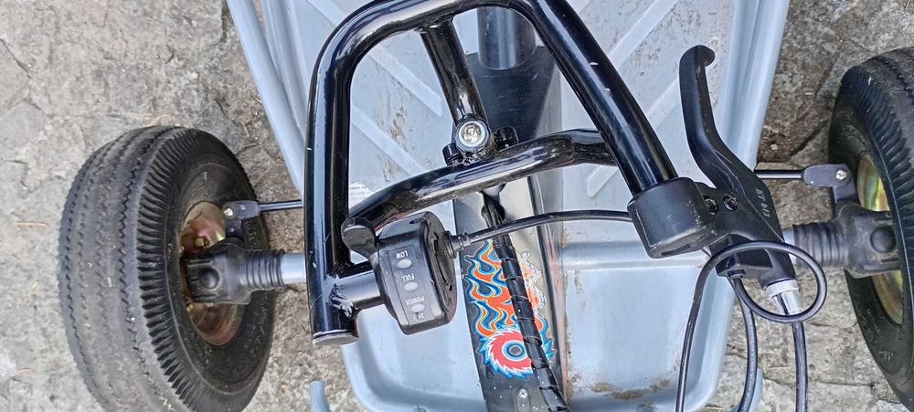Gokart Razor elektryczny